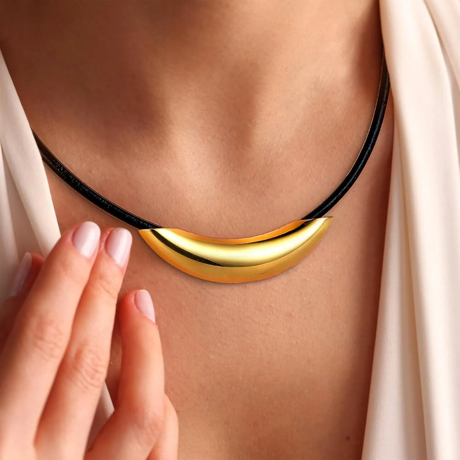 Gold Layered Necklaces for Women,14K Gold Plated/Silver Stackable Necklaces Set Trendy,Layering Choker Necklaces Jewelry