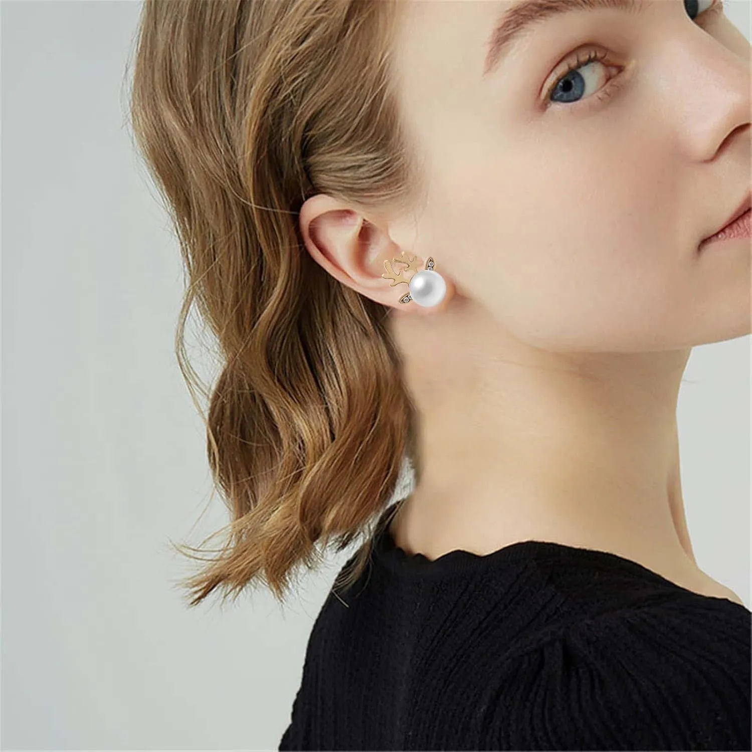 Gold Plated Pearl Stud Earrings for Women,Sterling Silver Classic Bridal Pearl Stud Earrings Trendy Jewelry Gifts for Her