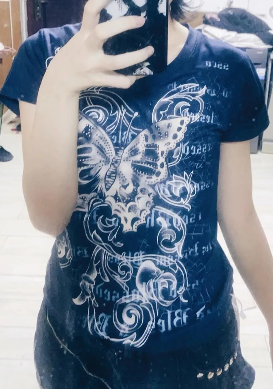 Grunge Shirts Emo Clothes Teen Girls Vintage Graphic Tee Y2k 2000s Goth Top Women Mcbling Short Sleeve Streetwear