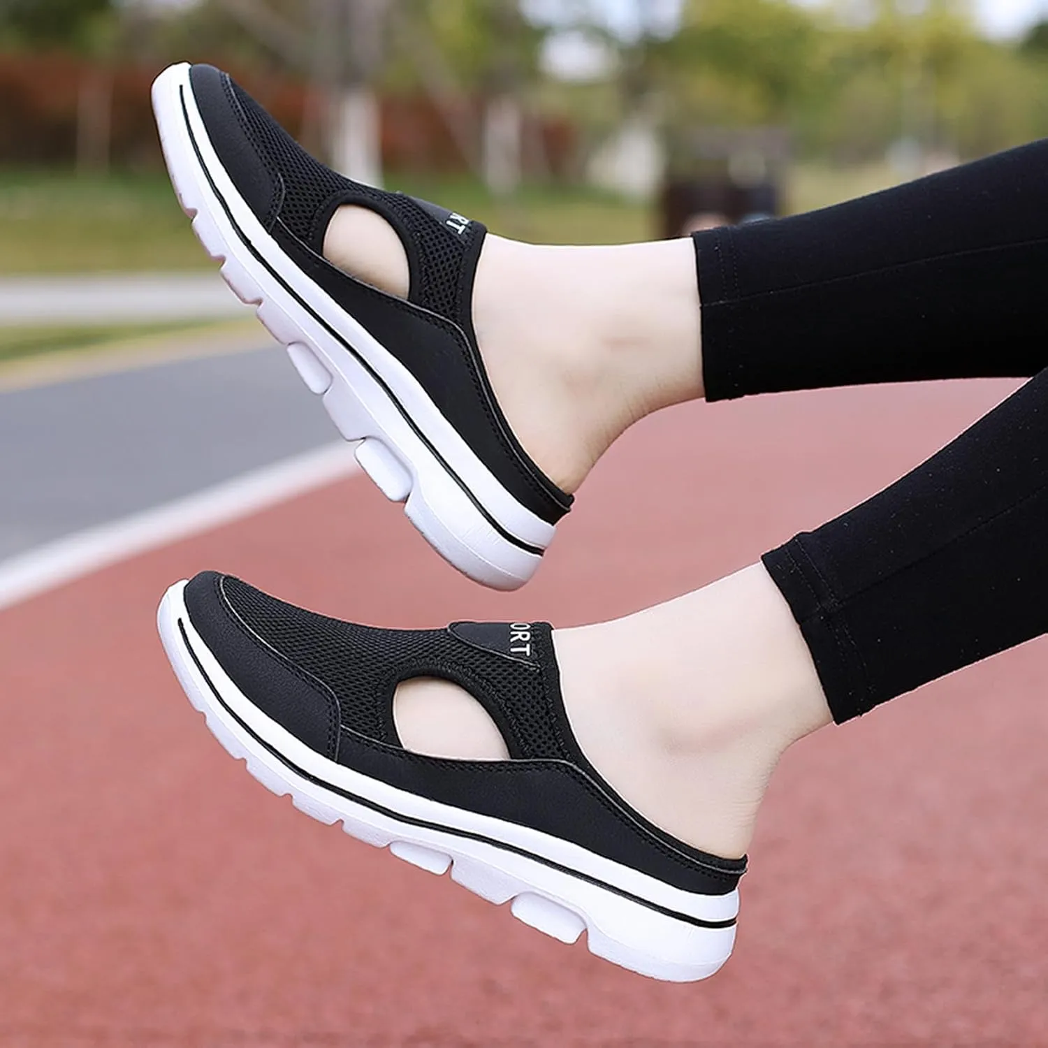 Men's Slip On Mules Womens Lightweight Open Back Shoes Comfort Walking Shoes Breathable Slippers Closed Toe Slides