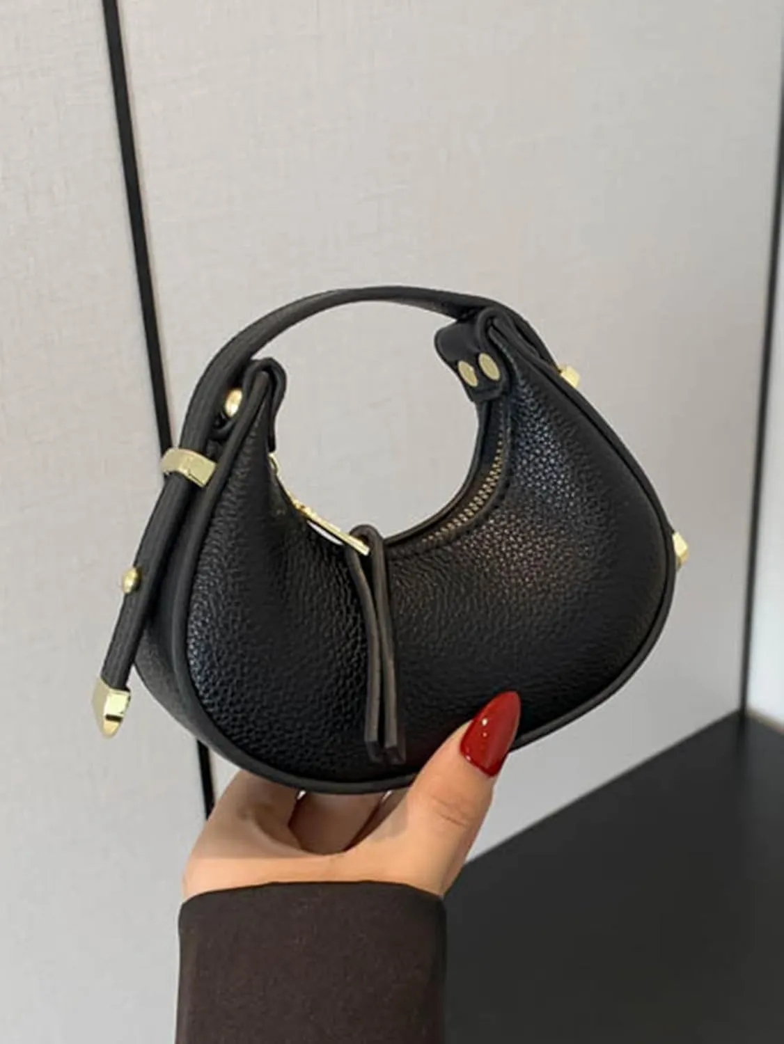 Women's Mini Clutch Handbags Y2K PU Leather Cute Small Crescent Bags